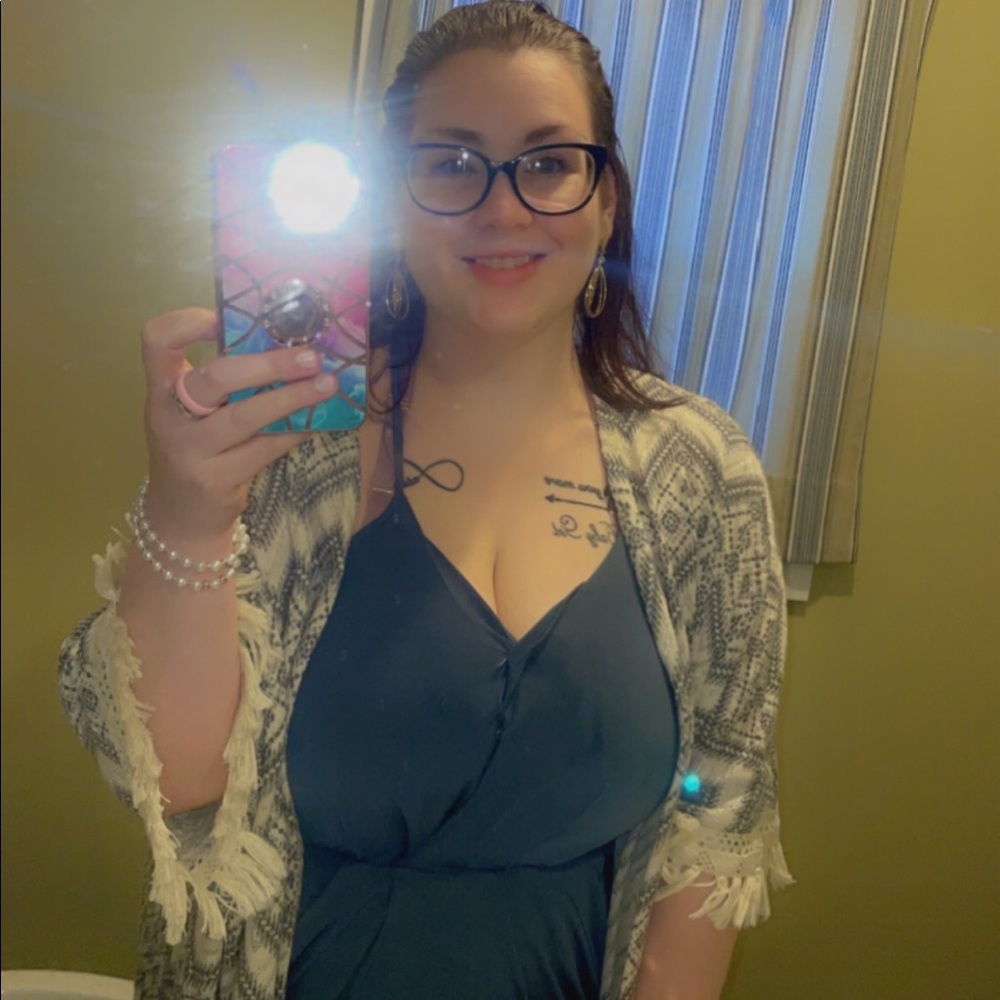 Meet your Posher, Shirley